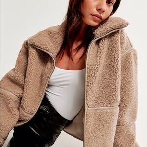 Abercrombie & Fitch Cozy Tan Sherpa Jacket